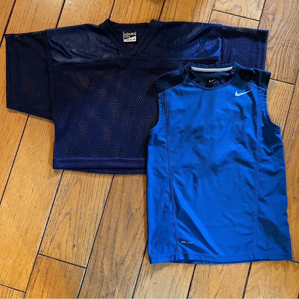 Boys 12/14 Mesh Football Training Jersey & Nike Athletic Shirt